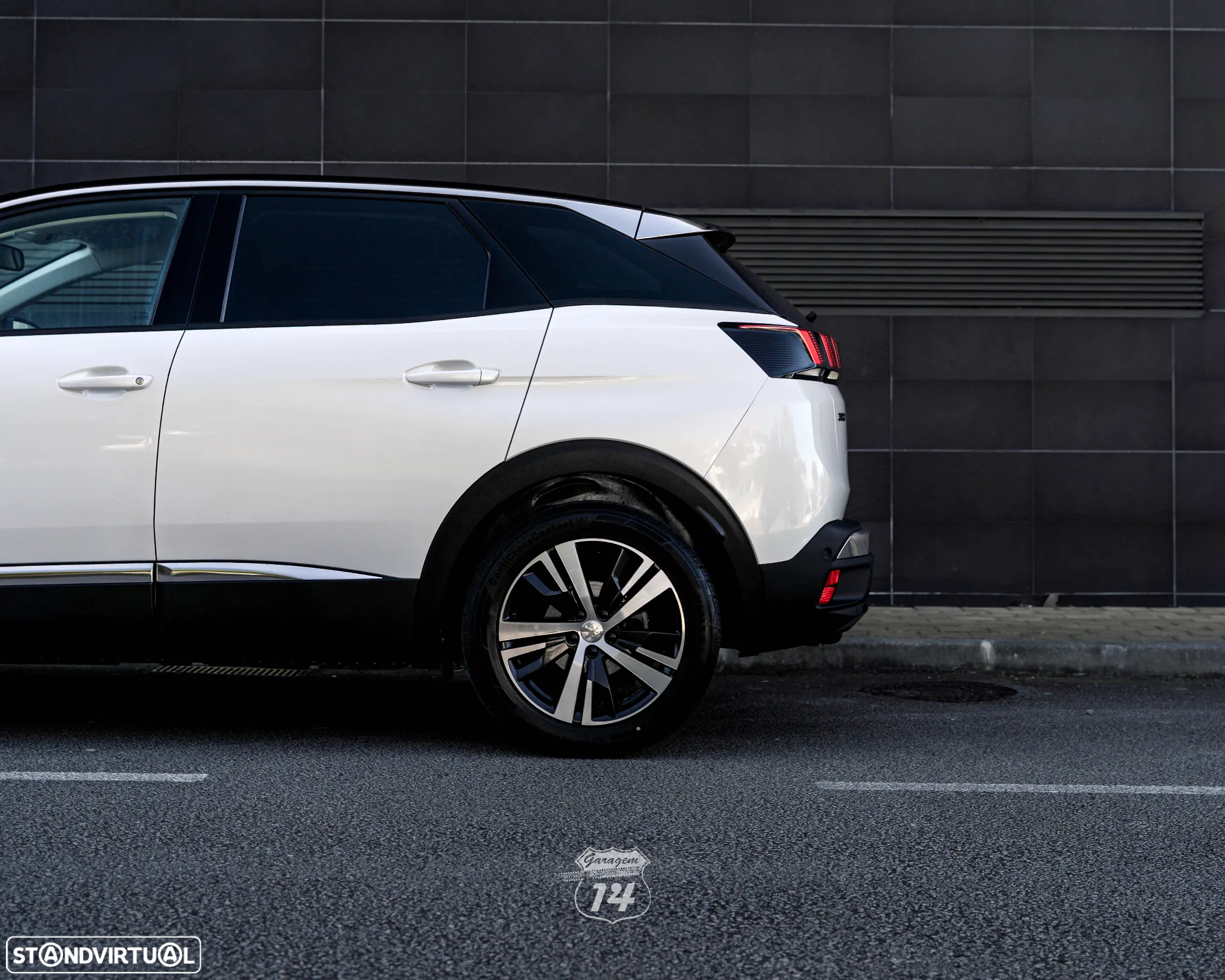 Peugeot 3008 1.2 PureTech Allure J18 - 25