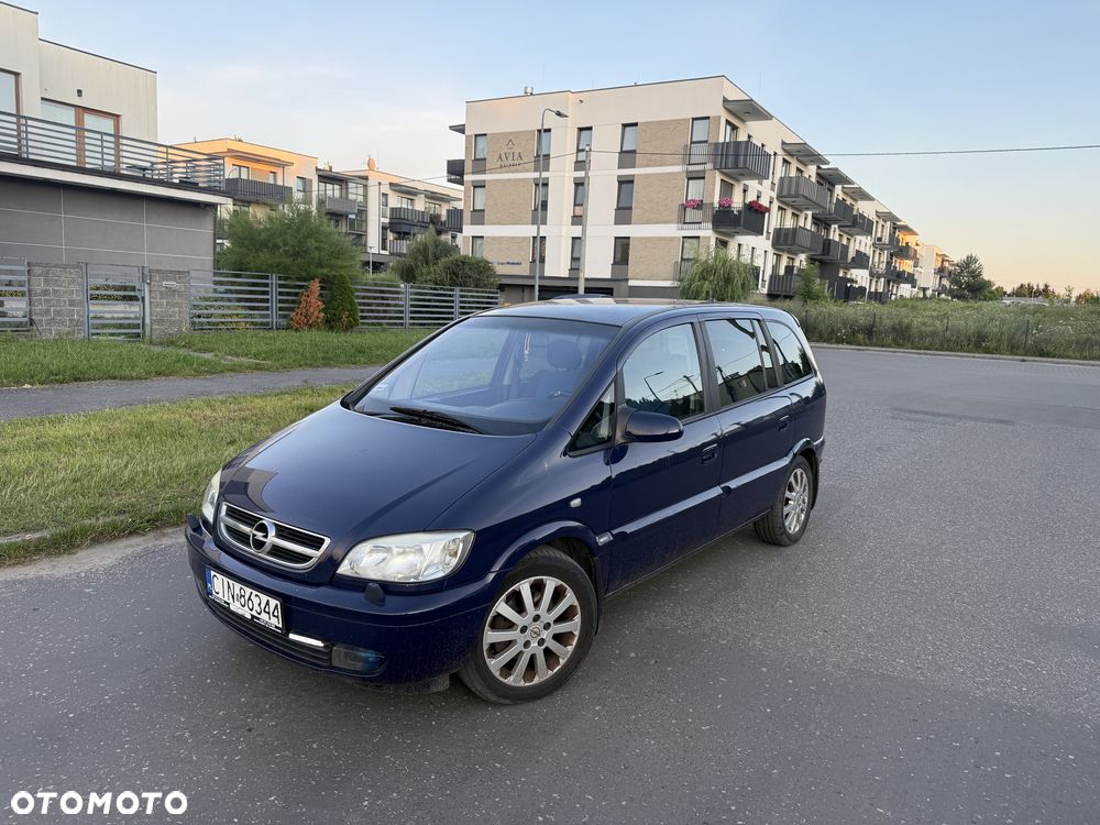 Opel Zafira - 1
