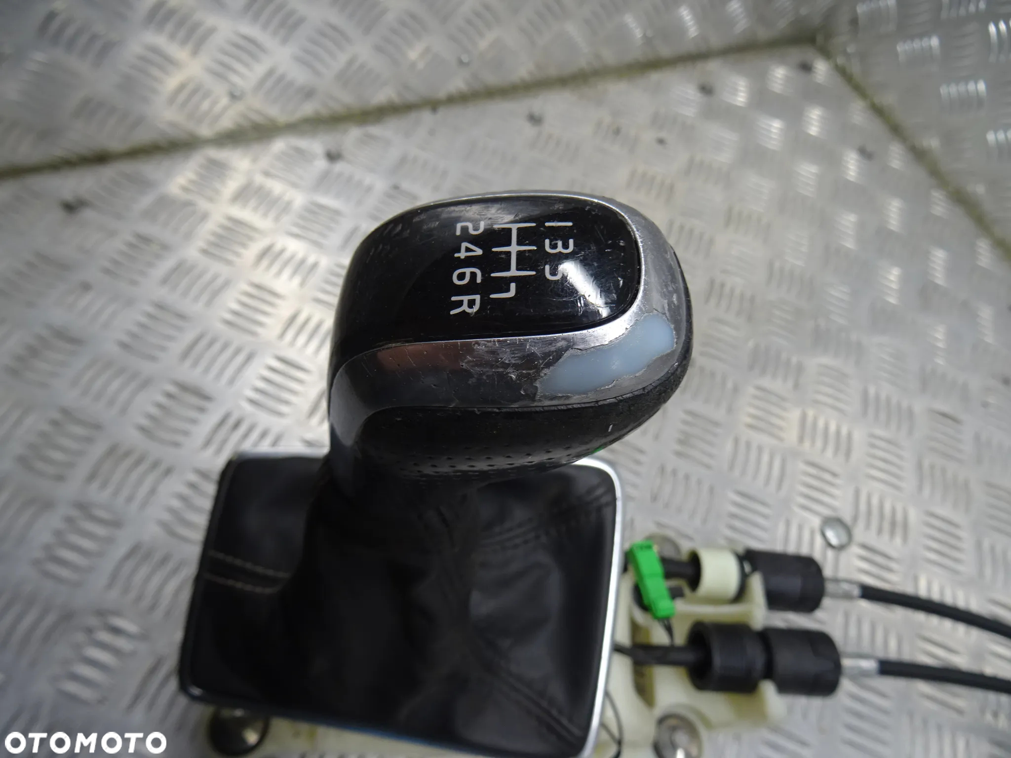 VOLVO V60 S60 LEWAREK WYBIERAK ZMIANY BIEGÓW - 4
