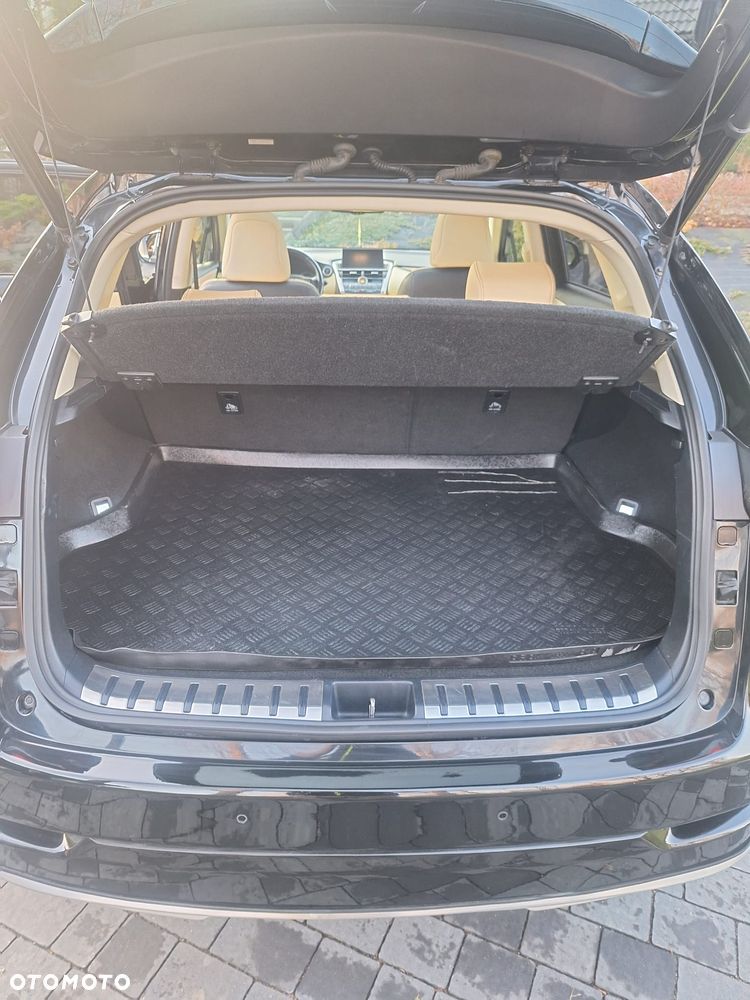 Lexus NX 300h Prestige AWD - 17