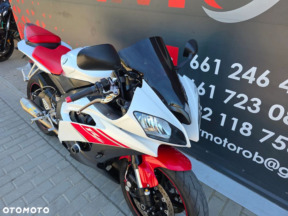 Yamaha R6 - 15