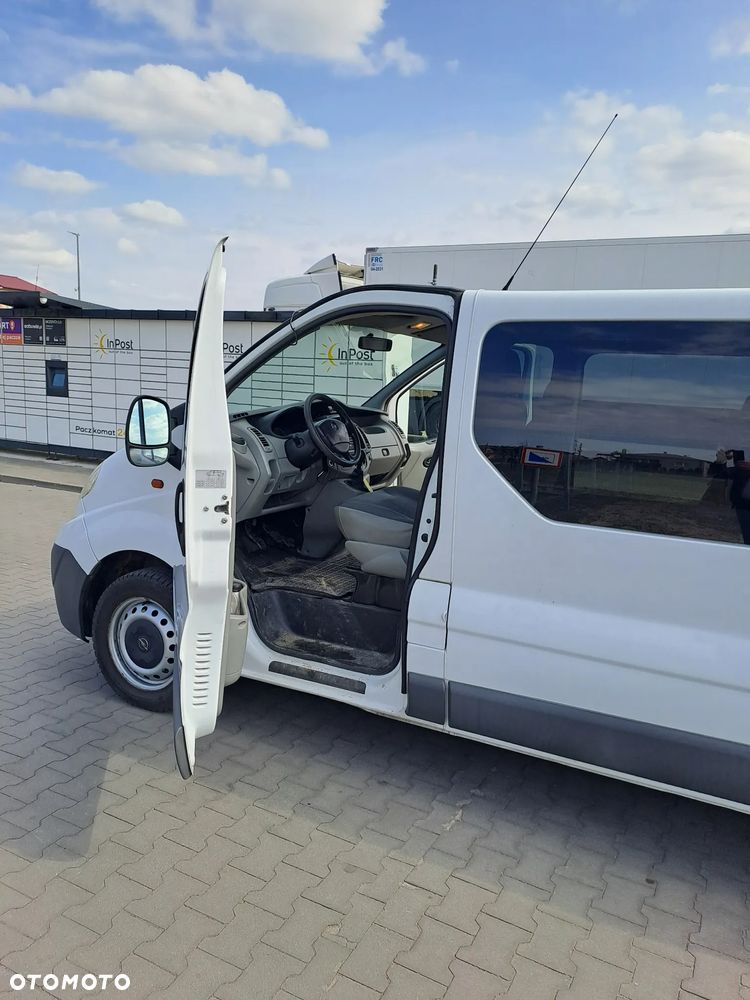 Opel Vivaro L2H1 2.9t - 4