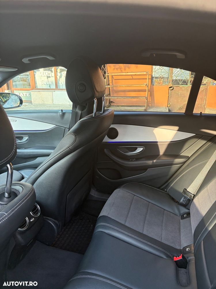 Mercedes-Benz E 220 d 4MATIC Aut. - 9