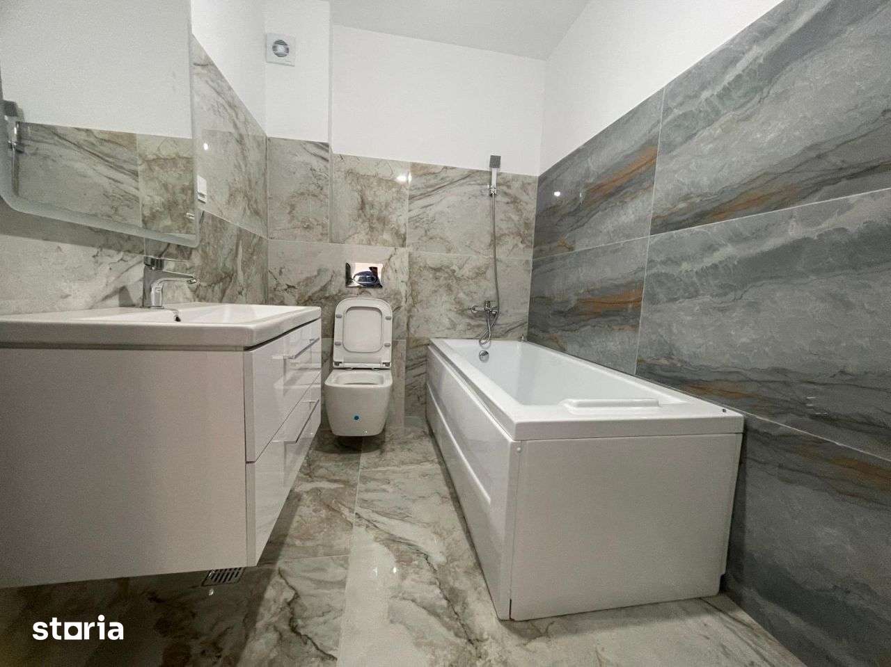 AP. 2 CAMERE DECOMANDAT, BLOC NOU, KAUFLAND PACURARI, PARCARE, INTABUL — fotografia 1