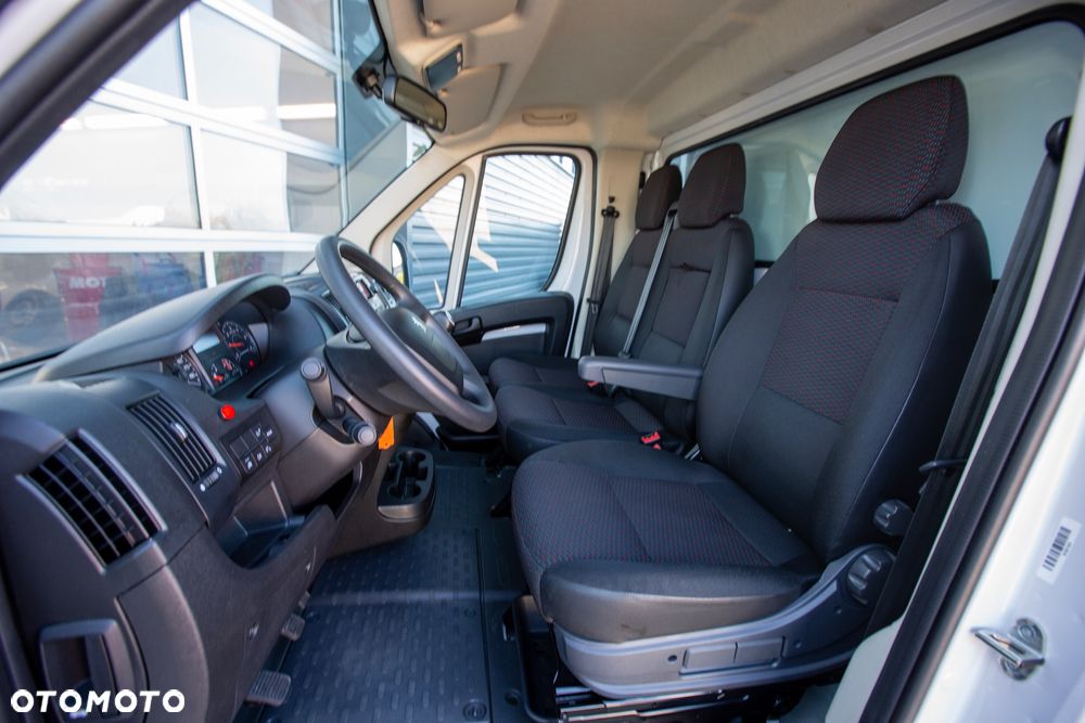 Peugeot Boxer 165KM 8ep KONTENER + WINDA dHollandia 750kg - 7