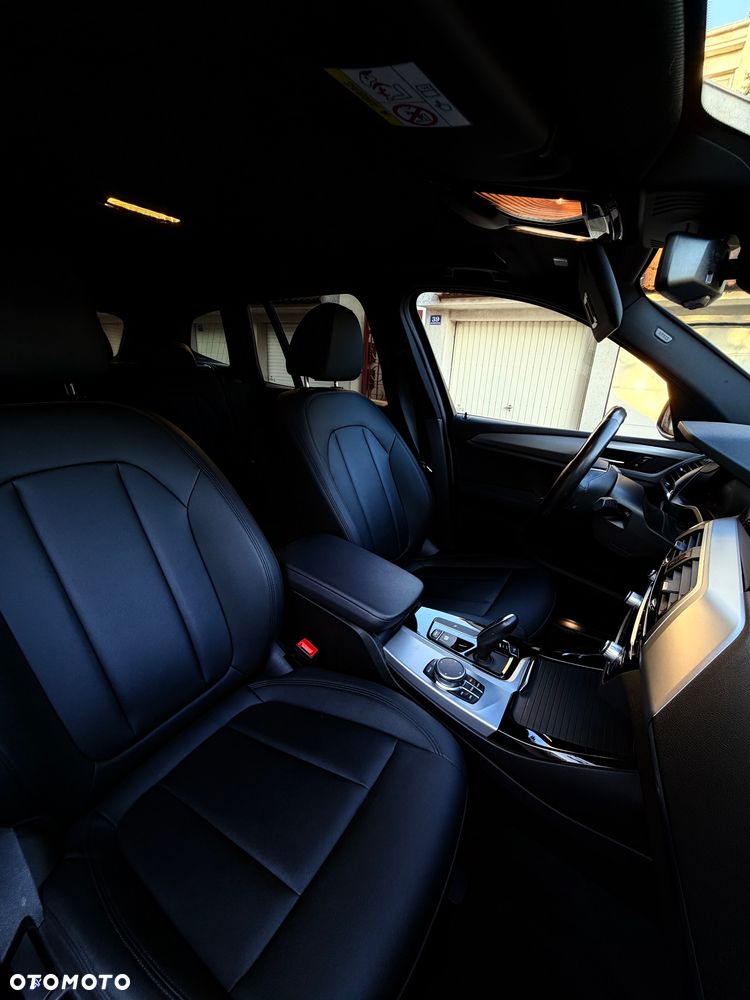 BMW X3 sDrive18d - 7