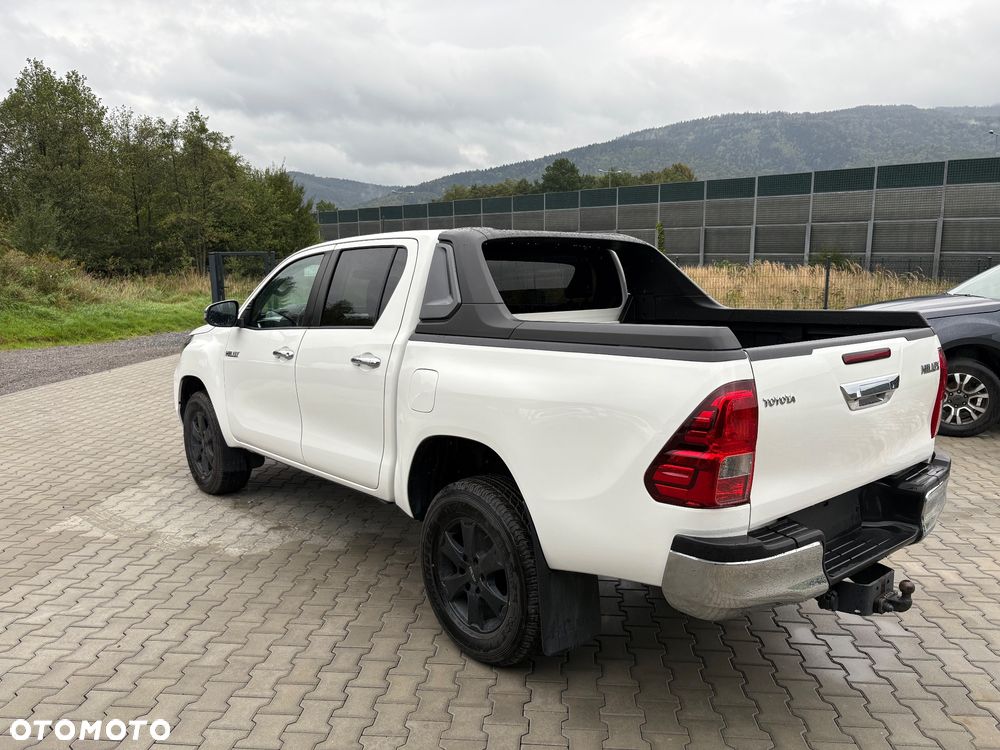 Toyota Hilux 2.4 D-4D Double Cab Active 4x4 - 5