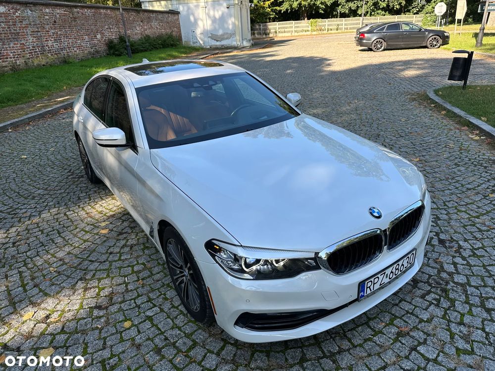 BMW Seria 5 530i xDrive Sport Line - 1