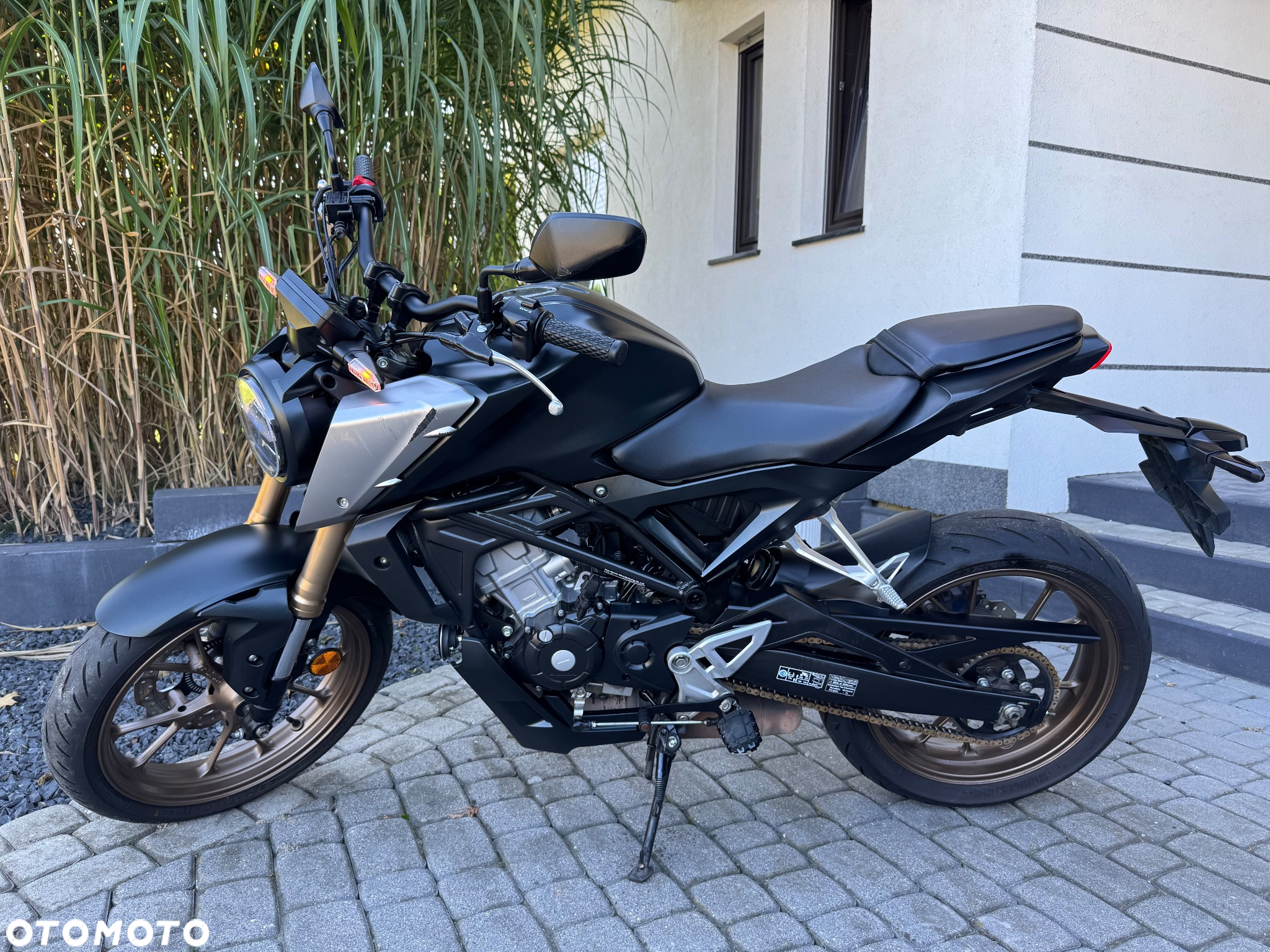 Honda CB - 2