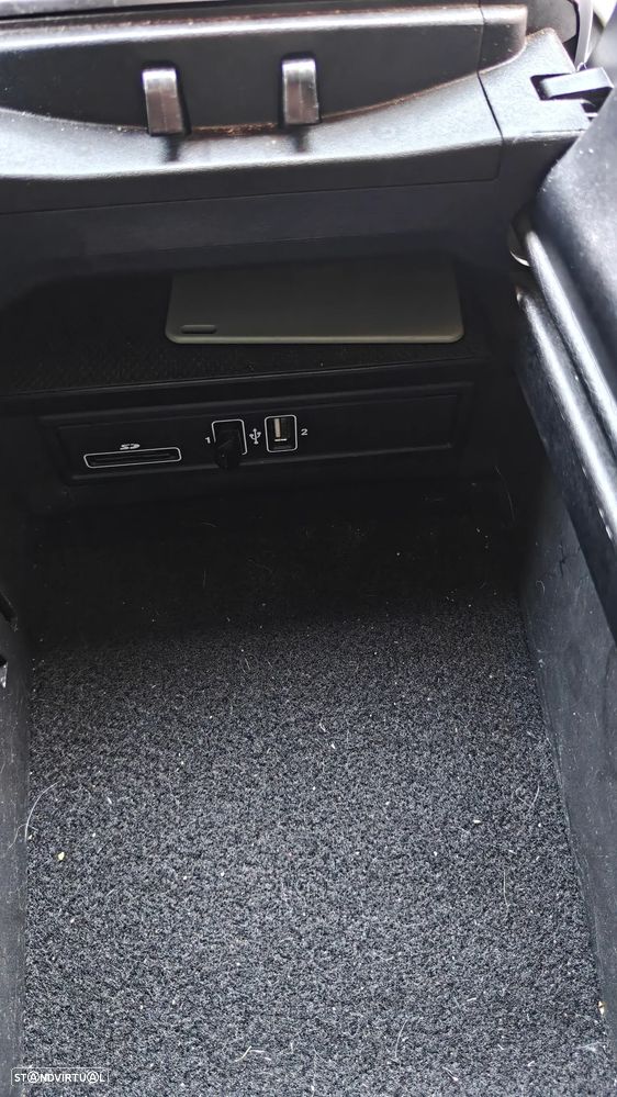 Mercedes-Benz C 350 e - 26