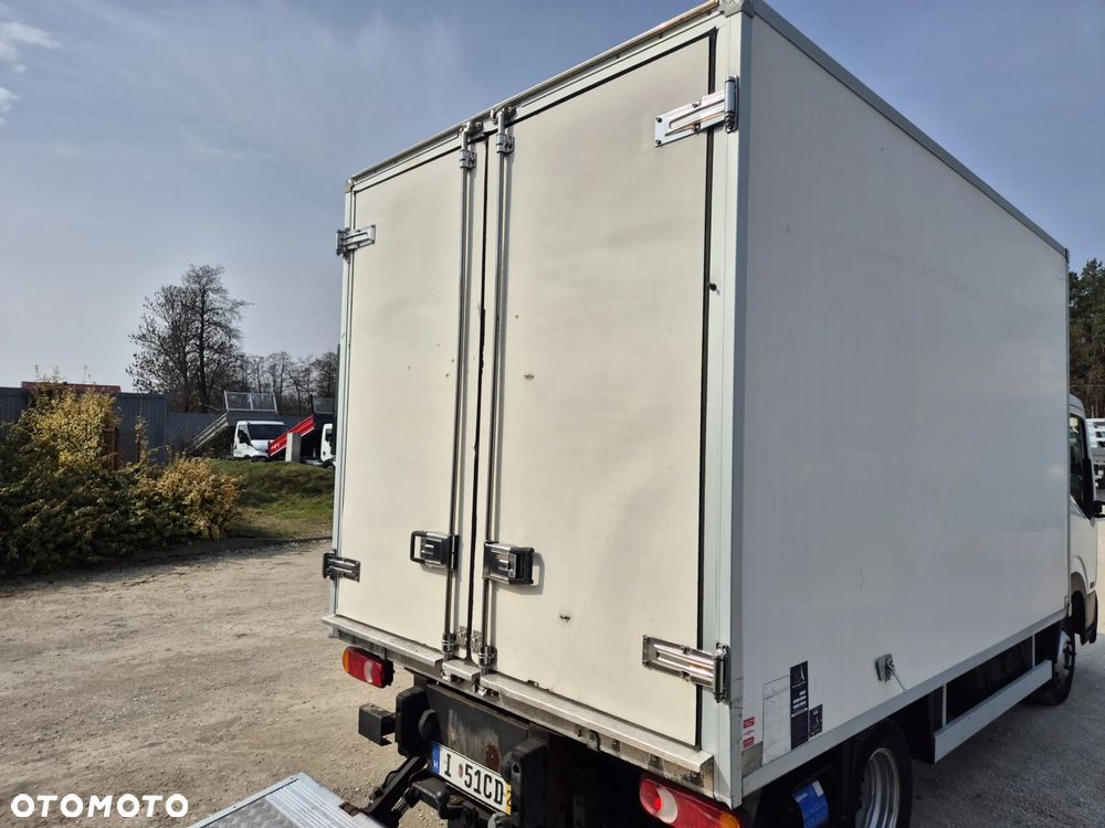 Chłodnia Mroźnia 3.3m Carrier Xarios 200, Cabstar 2011, zasilanie stacjonarne 230V - 4
