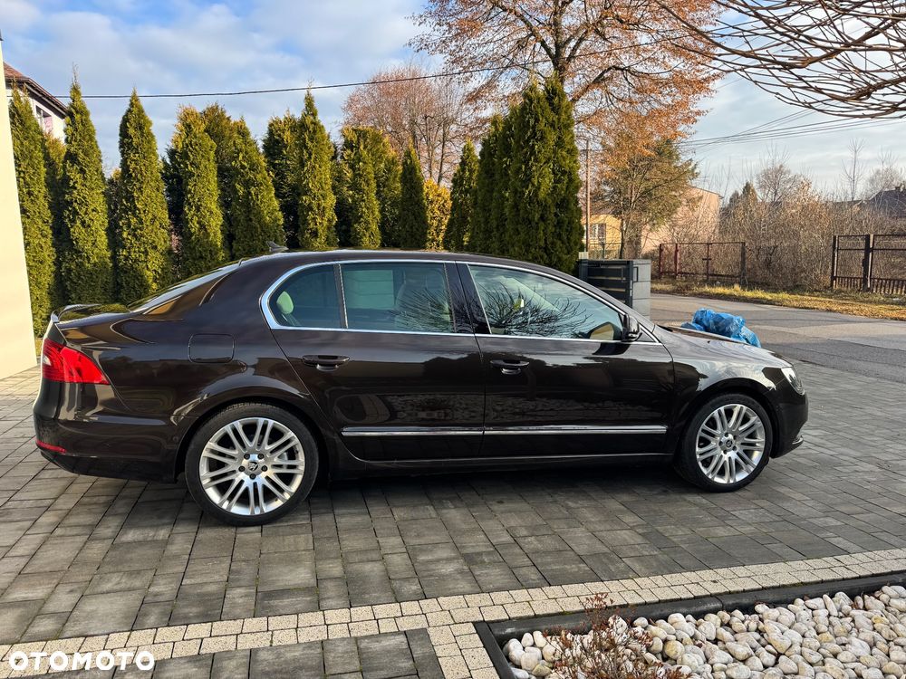 Skoda Superb - 11