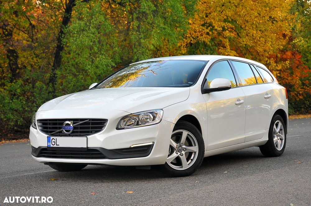 Volvo V60 D2 Kinetic - 4