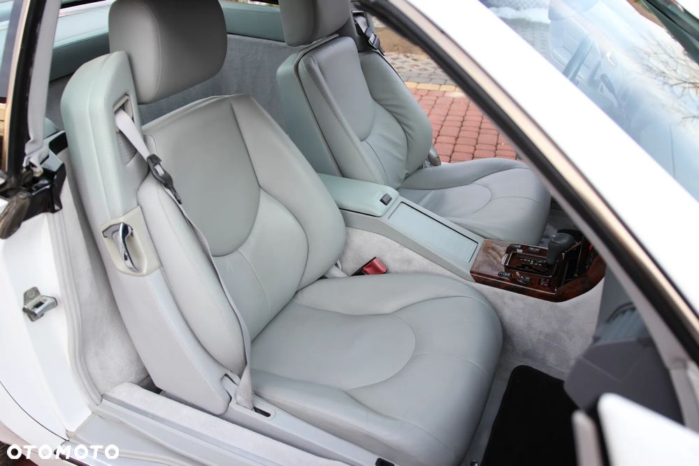 Mercedes-Benz SL - 13