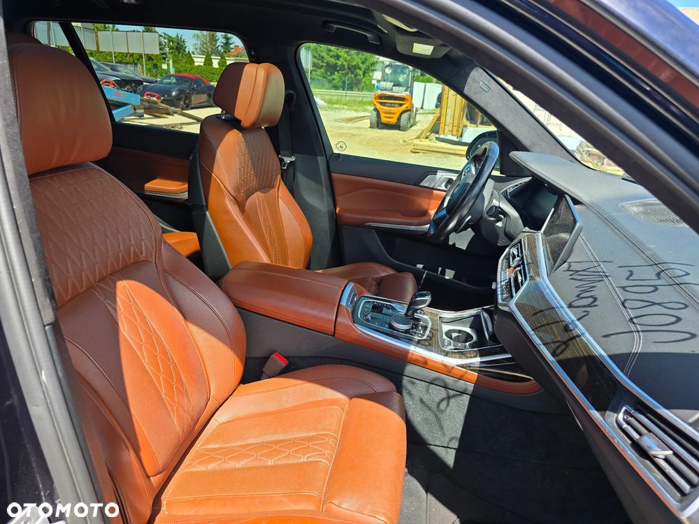 BMW X7 - 9