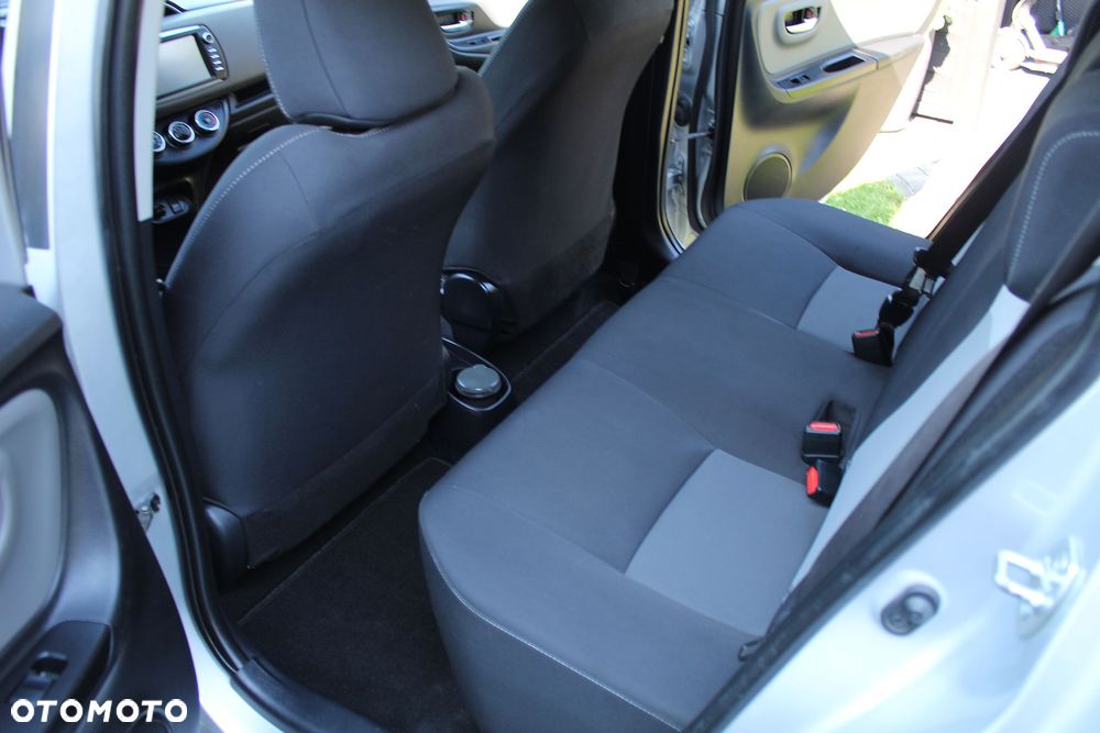 Toyota Yaris 1.0 VVT-i Comfort mit Design-Paket - 14