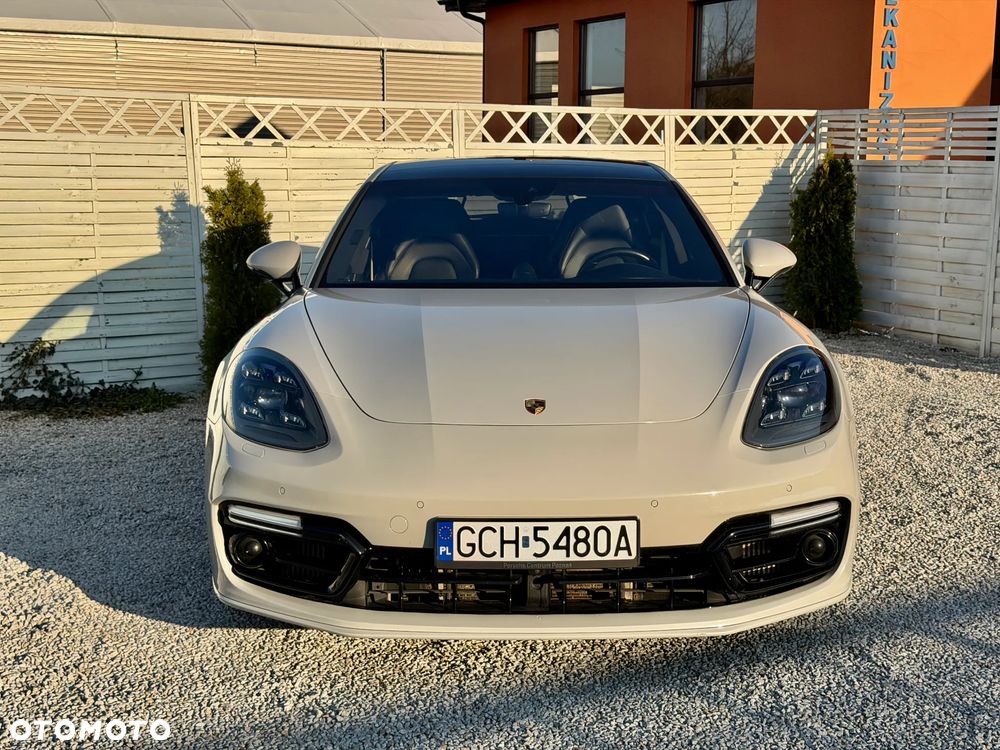 Porsche Panamera 4 E-Hybrid Edition 10 Jahre - 26