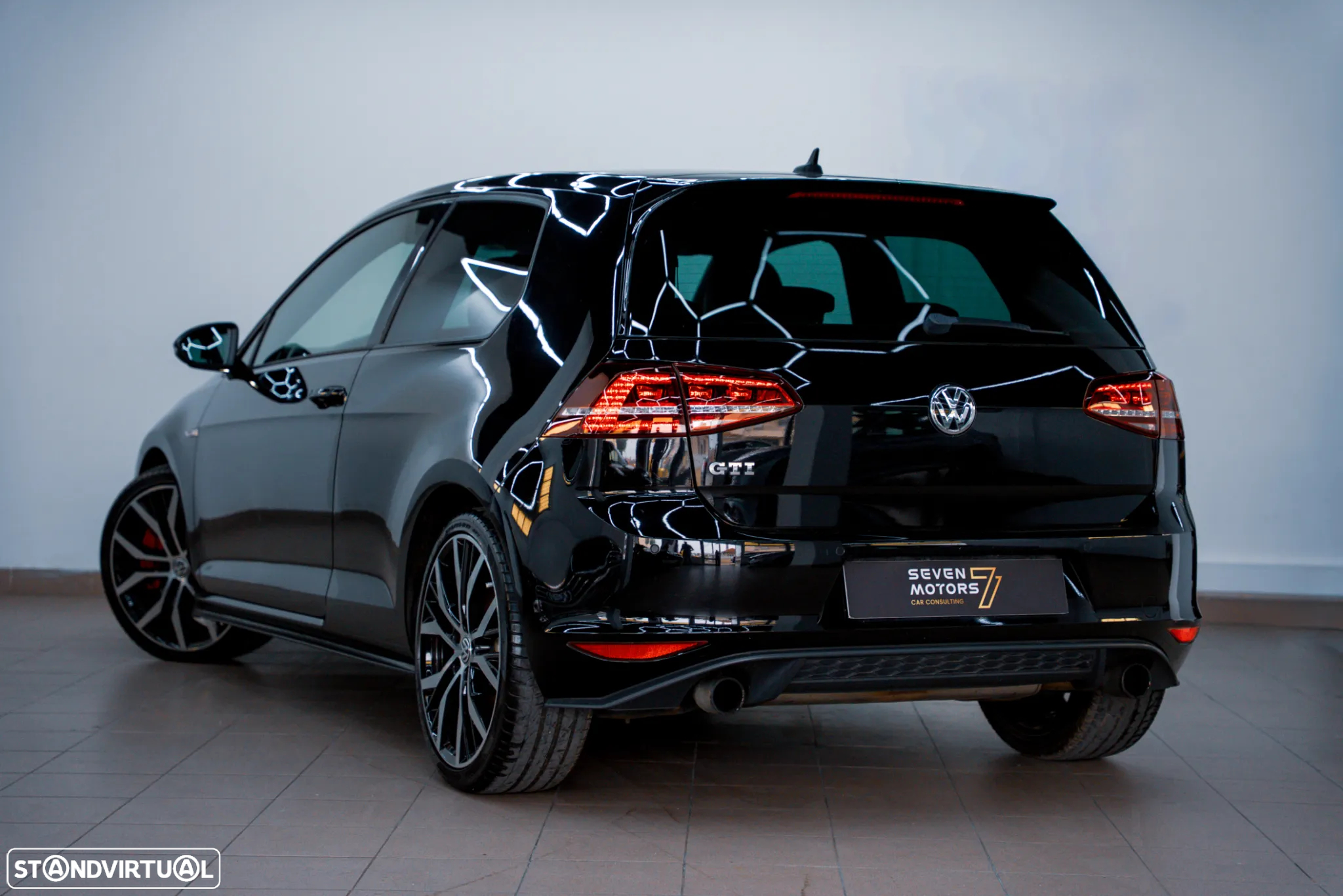 VW Golf 2.0 TSi GTi DSG Performance - 11