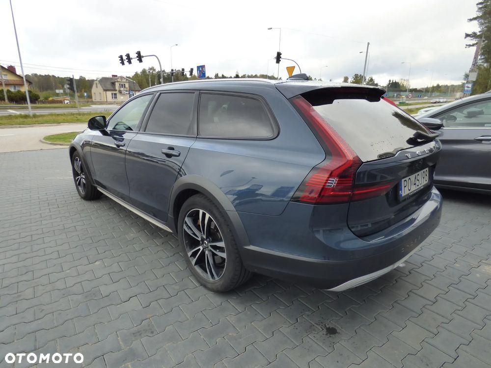 Volvo V90 2021