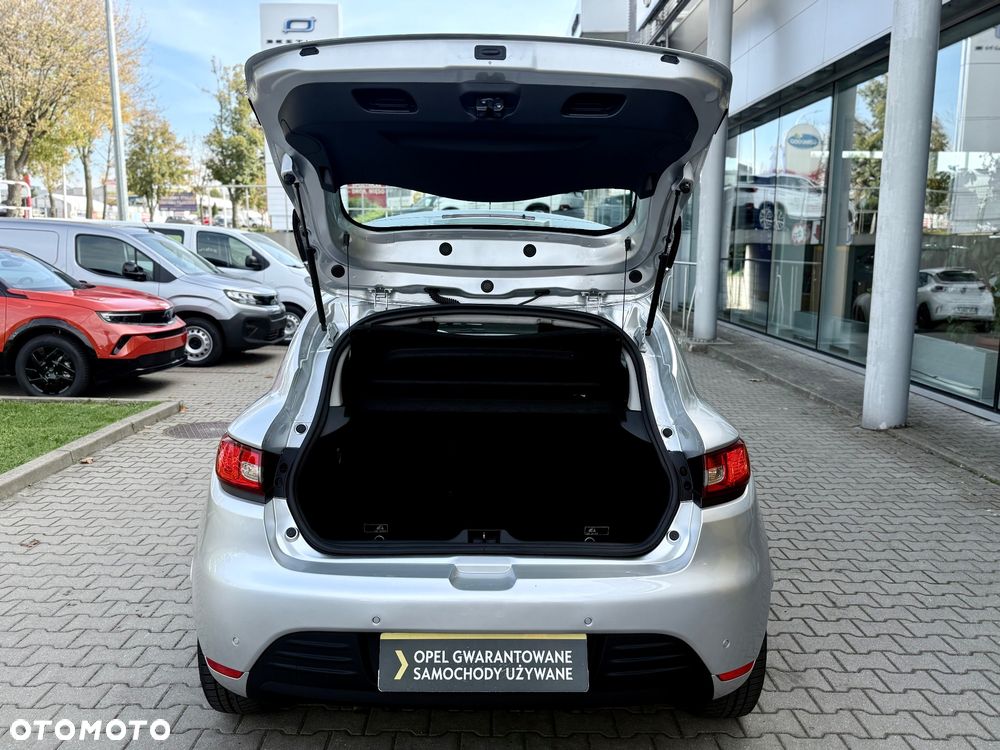 Renault Clio - 12
