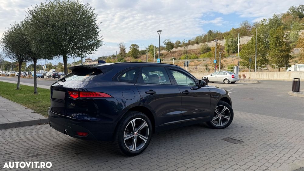 Jaguar F-Pace - 3