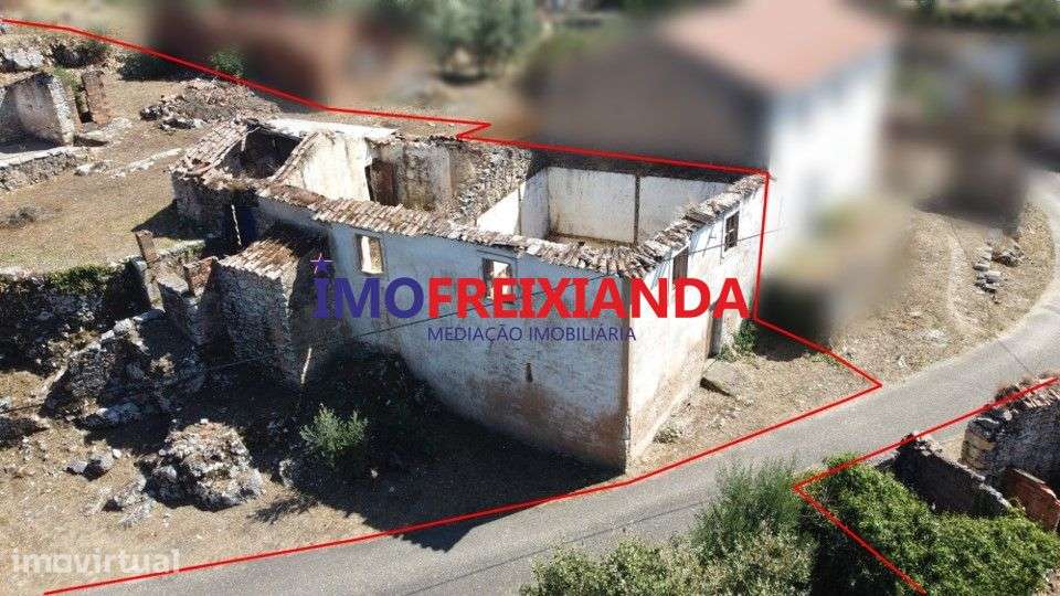 Moradia em pedra - Grande imagem: 2/14