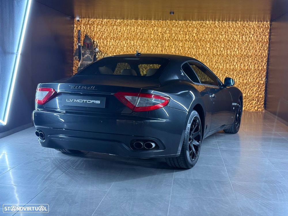 Maserati Granturismo - 8