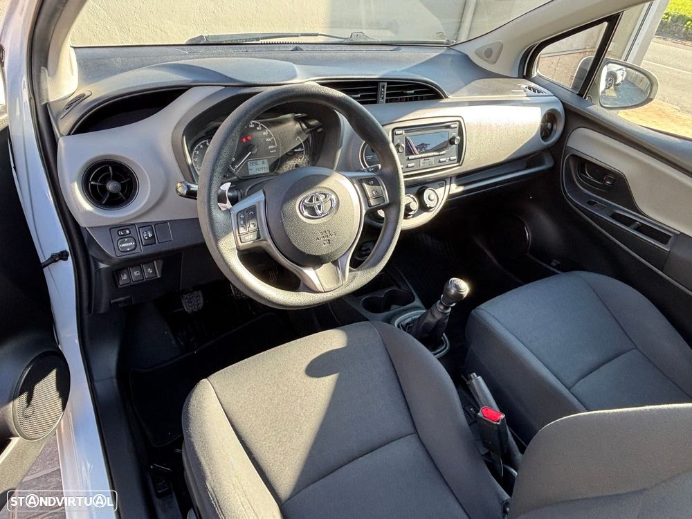 Toyota Yaris 1.4 D-4D ACtive+AC - 8