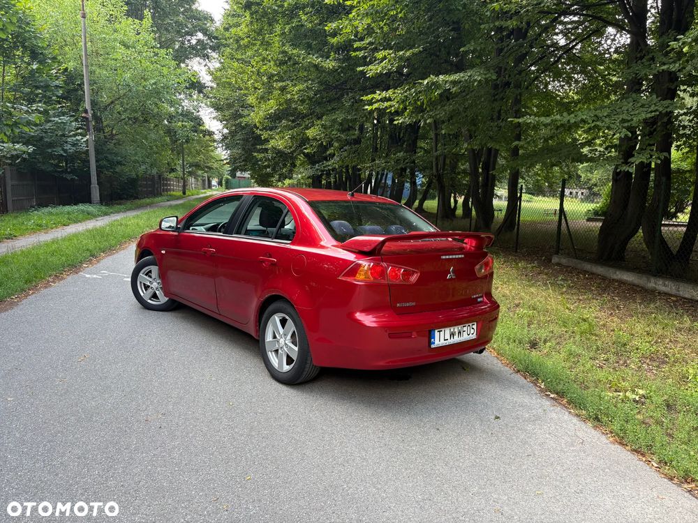 Mitsubishi Lancer 1.8 Invite - 7