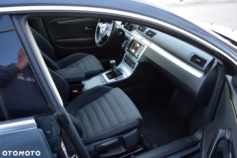 Volkswagen Passat CC - 7