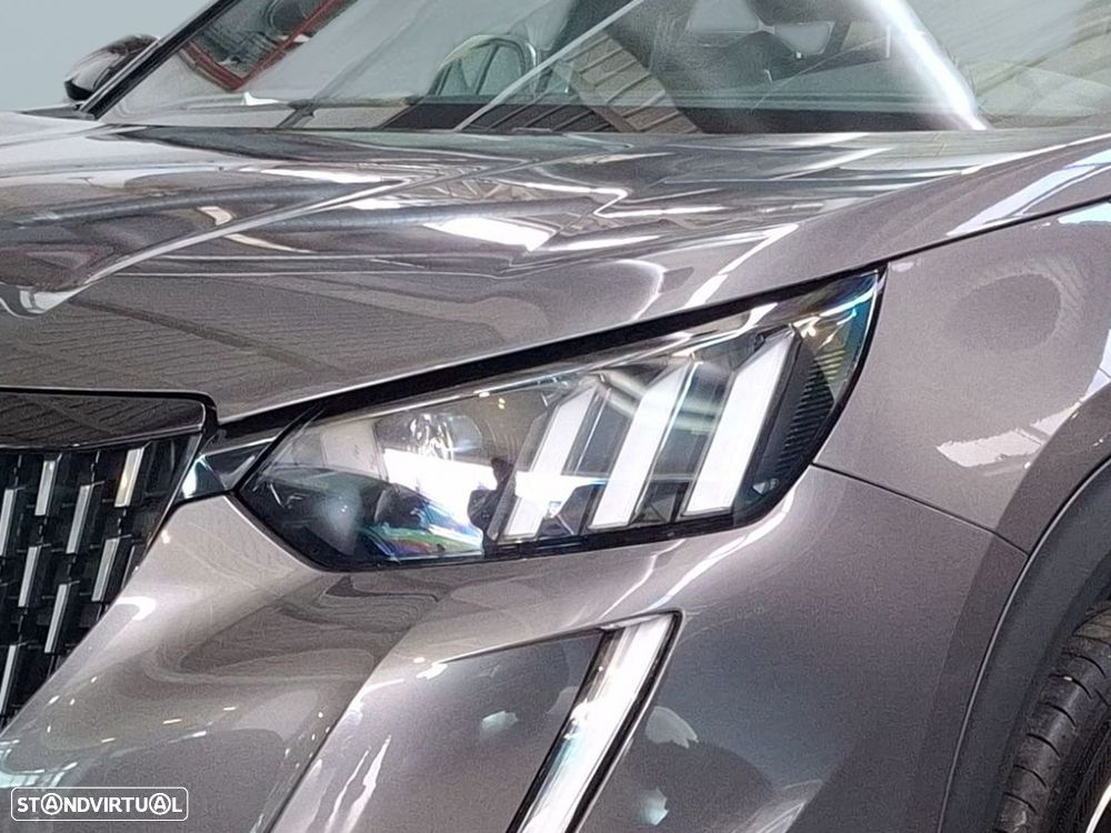 Peugeot 2008 1.2 PureTech GT EAT8 - 3