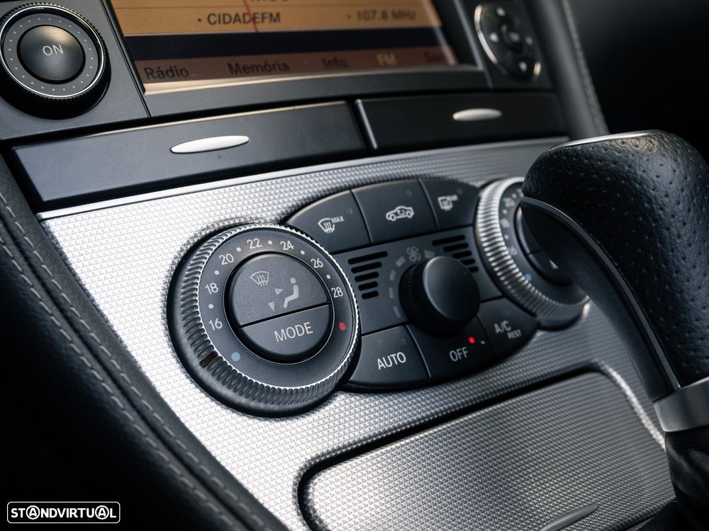 Mercedes-Benz SL 350 Standard - 40
