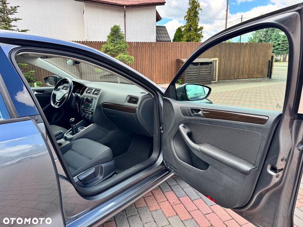 Volkswagen Jetta 2.0 TDI DPF BMT Highline - 8