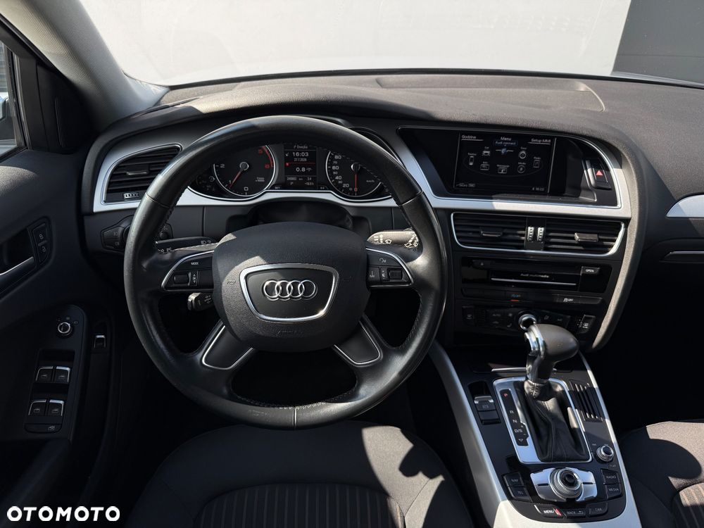 Audi A4 Avant 2.0 TDI DPF multitronic S line Sportpaket - 9
