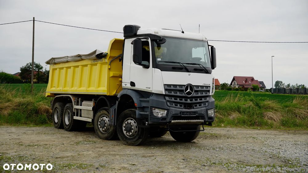 Mercedes-Benz Arocs - 1