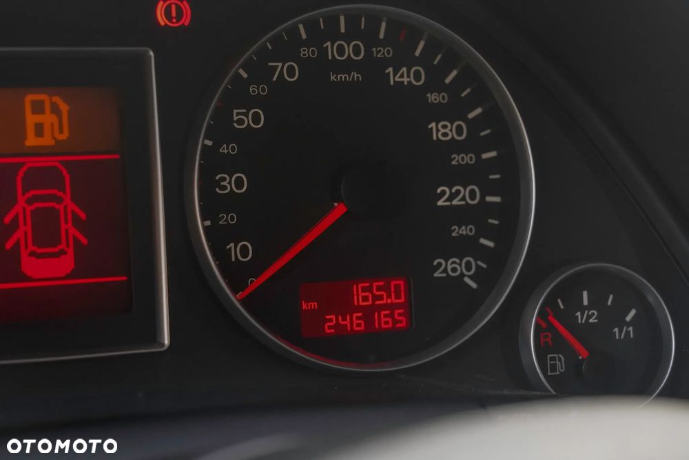 Audi A4 Avant 2.0 TDI DPF - 18