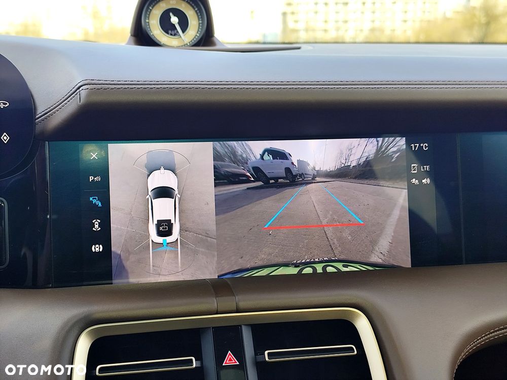 Porsche Taycan Turbo - 27