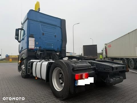Mercedes-Benz actros - 3