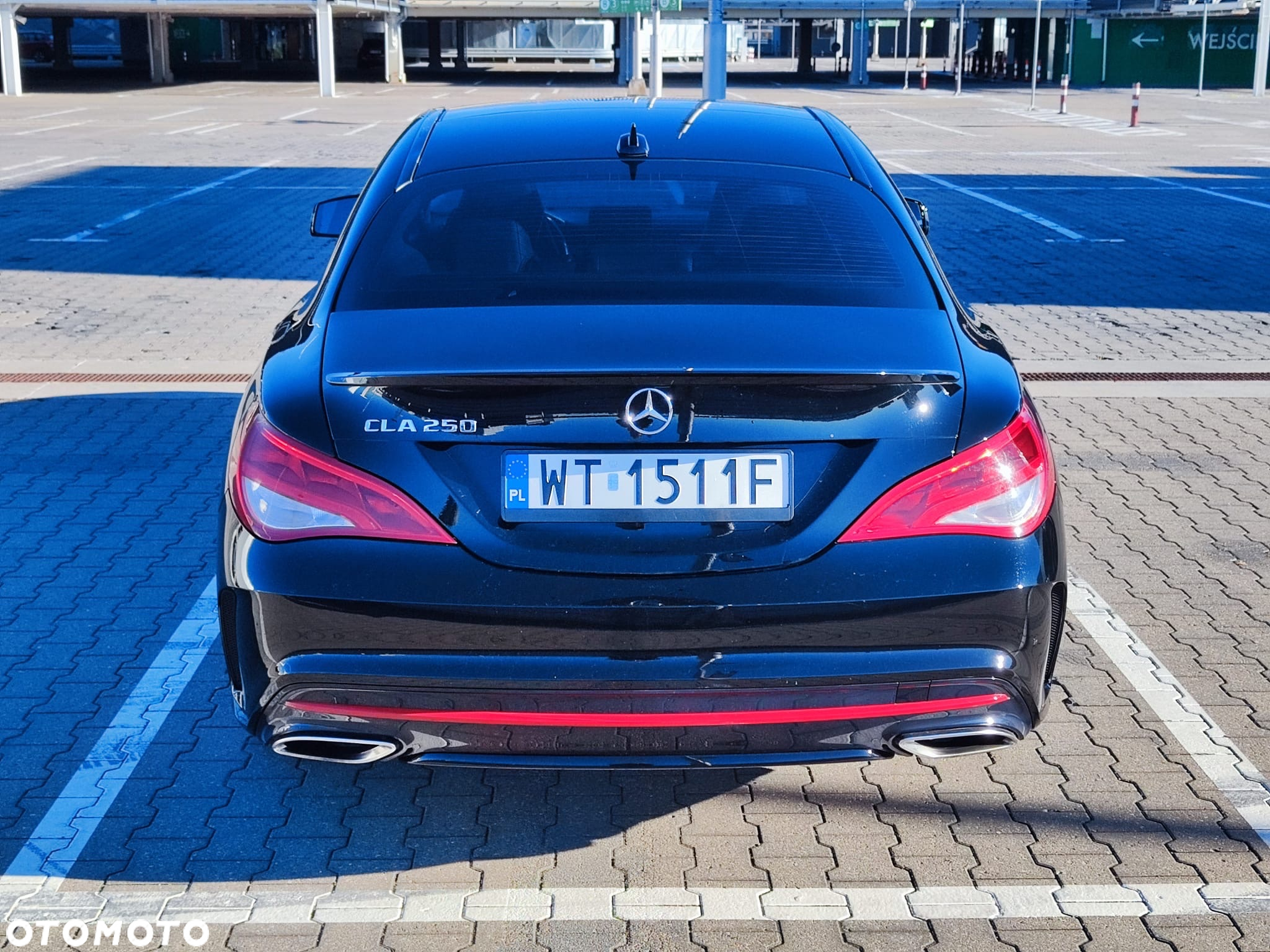 Mercedes-Benz CLA - 4