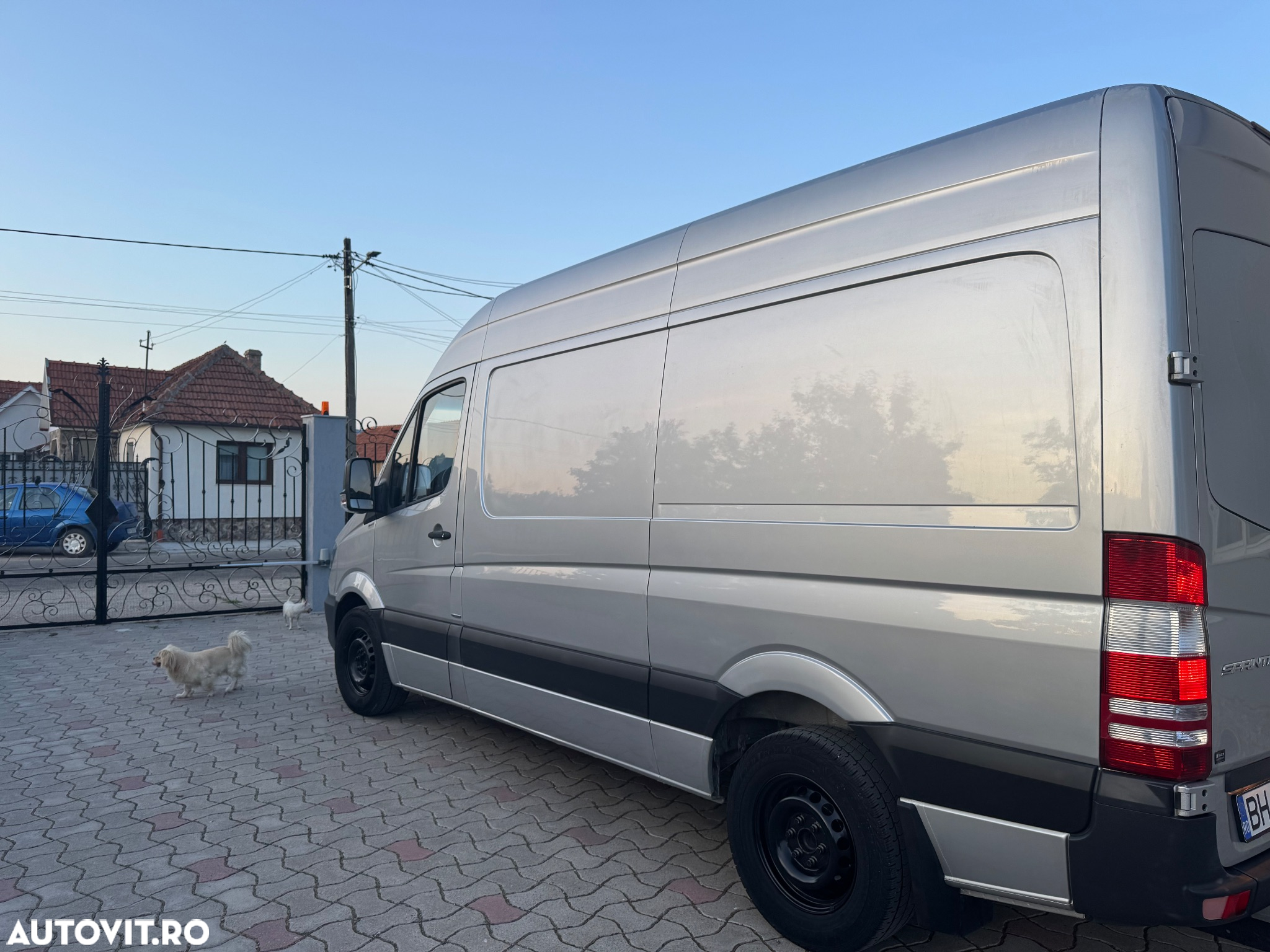 Mercedes-Benz Sprinter - 19