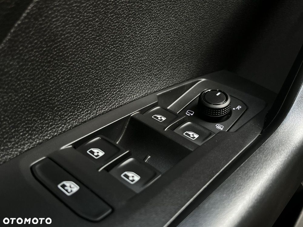 Volkswagen T-Cross - 35