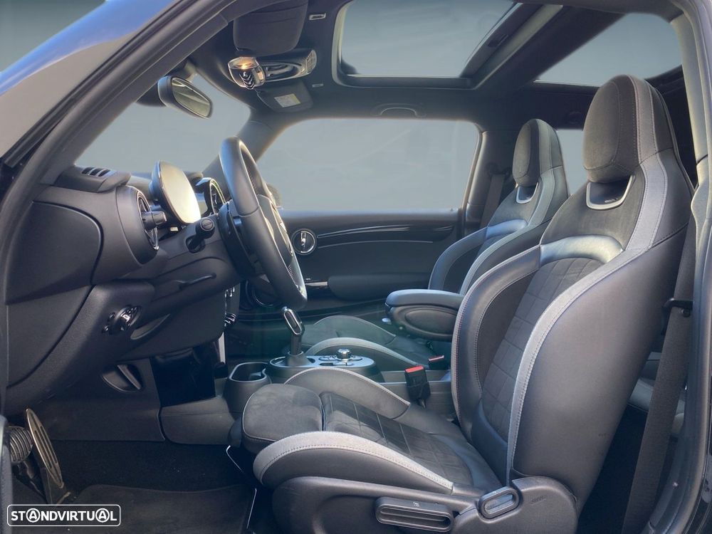 MINI 3 Portas John Cooper Works Auto Desportiva - 3