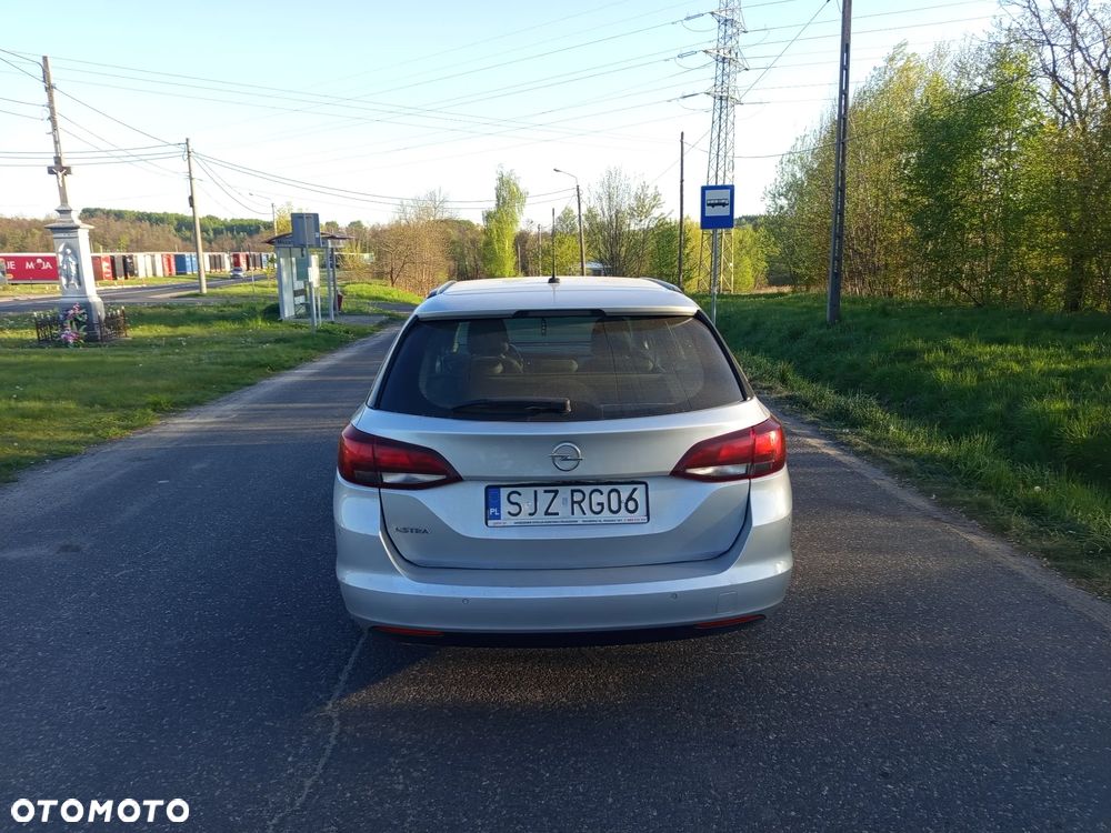 Opel Astra 1.6 CDTI Dynamic - 2