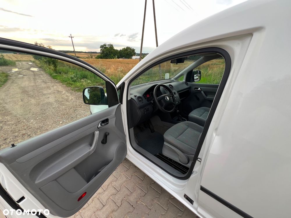 Volkswagen Caddy - 26