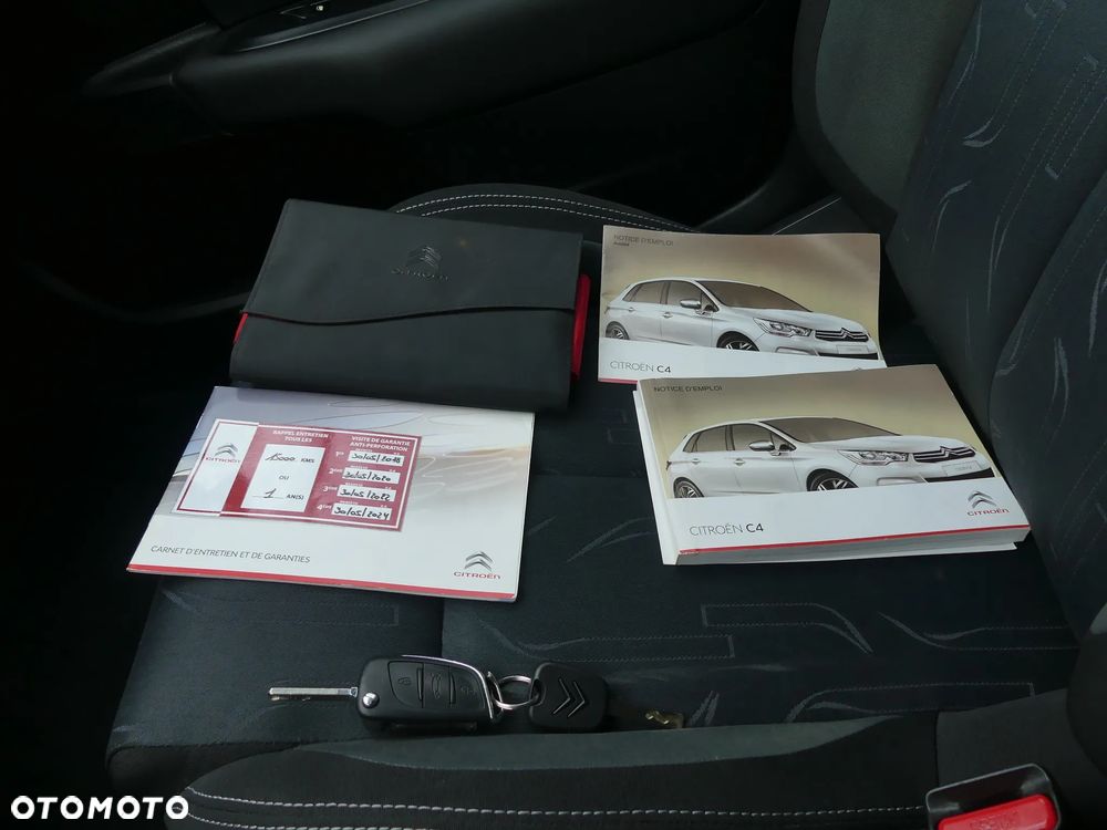Citroën C4 e-HDi 115 ETG6 Tendance - 17
