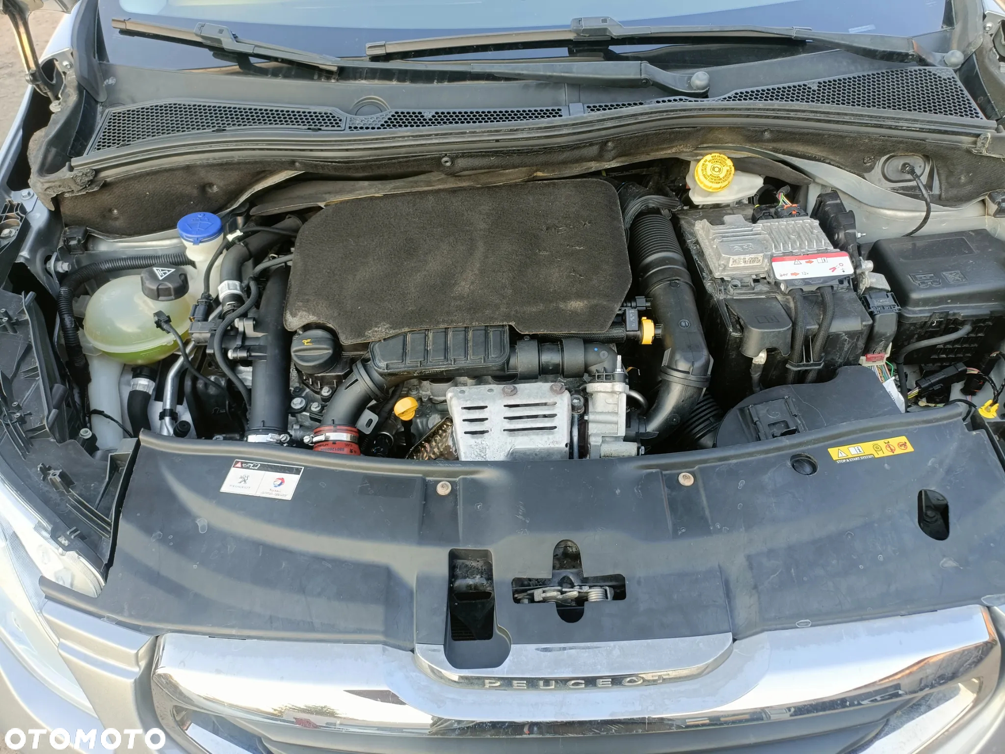 Peugeot 2008 - 12