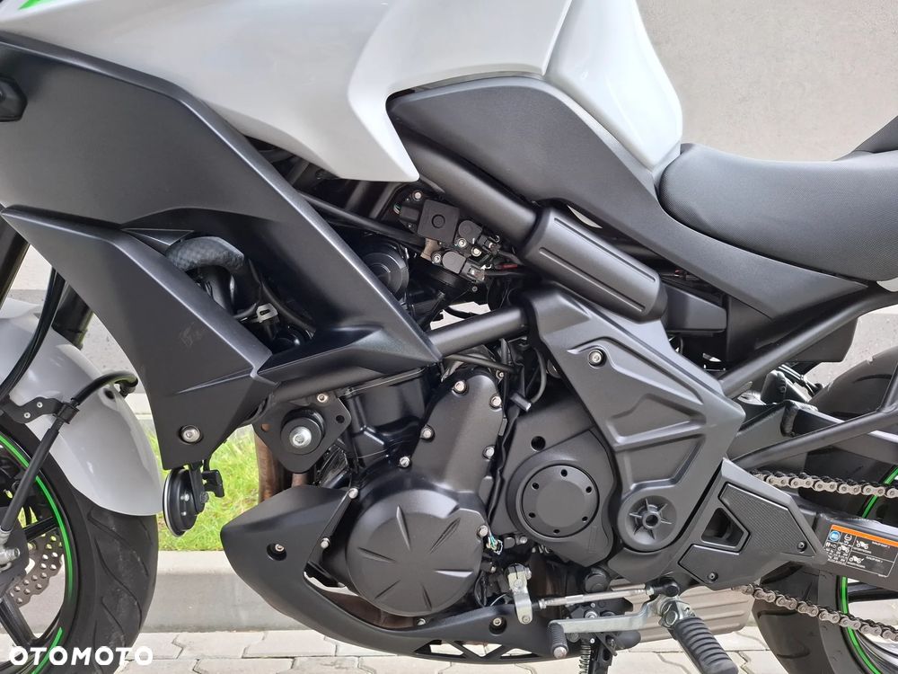 Kawasaki Versys 650 - 13