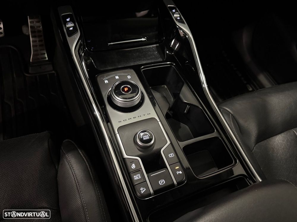 Kia Sorento 1.6 T-GDI HEV Concept - 41