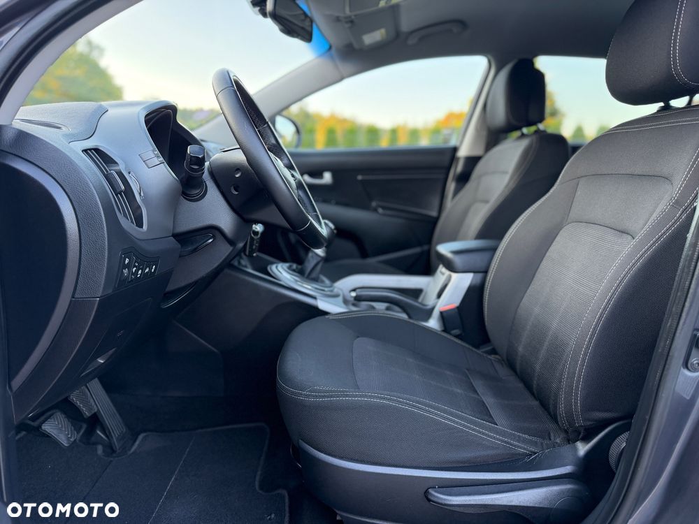Kia Sportage - 16