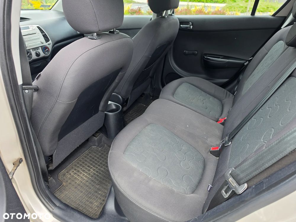 Hyundai i20 1.2 Comfort - 10